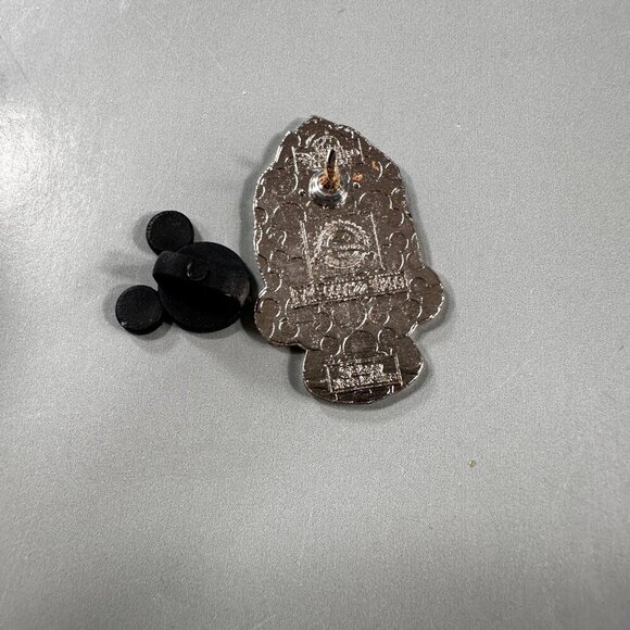 Disney Aurora Princess Trading Pin Big Head Sleeping Beauty Brooch Jewelry Badge - Picture 6 of 8